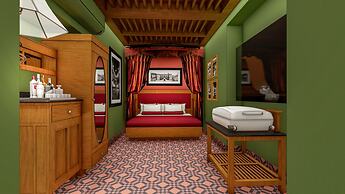 THE Lotus Palace Chettinad