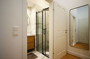 Charming Apartments Near City Centre