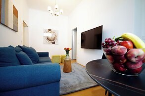 Charming Apartments Near City Centre