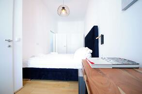 Charming Apartments Near City Centre