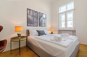 Charming Apartments Near City Centre