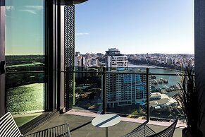 Kangaroo Point Apartments by Urban Rest
