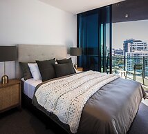 Kangaroo Point Apartments by Urban Rest