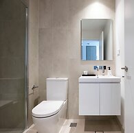 Kangaroo Point Apartments by Urban Rest