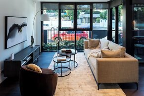 Kangaroo Point Apartments by Urban Rest