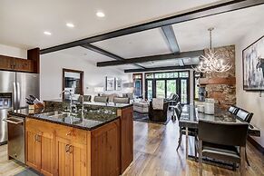 Remodeled 3br Condo In Bachelor Gulch - Ski In/out 3 Bedroom Condo