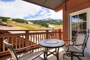 Luxury 1 Bedroom Condo with Slopeside View 1 Condo