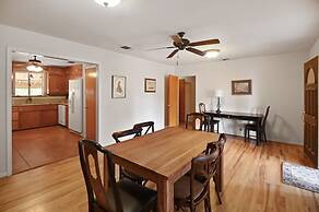 Kermit's Place 3 Bedroom Home