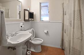 Kermit's Place 3 Bedroom Home