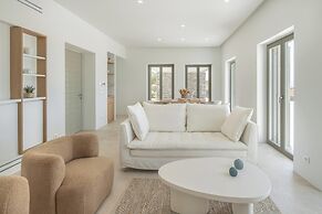 Luxurious Villa Ioli Paros