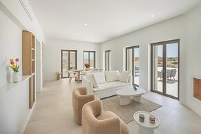 Luxurious Villa Ioli Paros