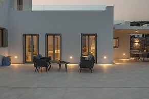 Luxurious Villa Ioli Paros