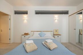 Luxurious Villa Ioli Paros