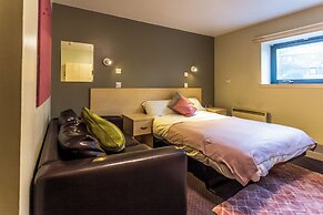 Student Only Pittodrie Street