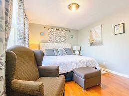 The Blue Spring Oasis