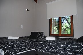 Cosmo Mendoza Suites