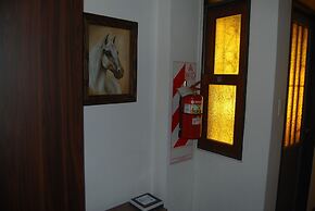 Cosmo Mendoza Suites