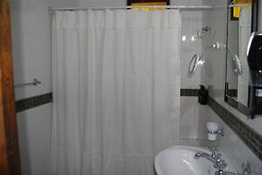 Cosmo Mendoza Suites