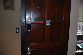 Cosmo Mendoza Suites