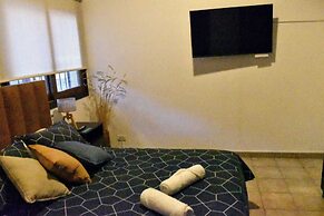 Cosmo Mendoza Suites