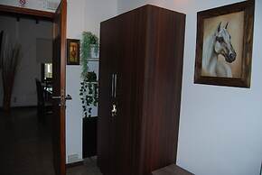 Cosmo Mendoza Suites