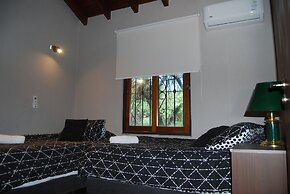 Cosmo Mendoza Suites