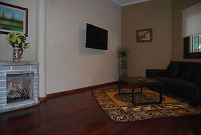 Cosmo Mendoza Suites