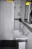 Cosmo Mendoza Suites