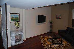 Cosmo Mendoza Suites