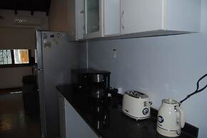 Cosmo Mendoza Suites