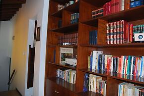 Cosmo Mendoza Suites