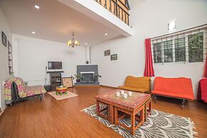 Chalet In Tea Gardens