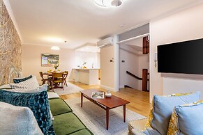 Spacious 2BR House by Madame Tussauds