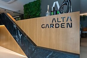 Alta Garden Housi by Carpediem
