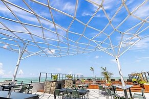 Alta Garden Housi by Carpediem