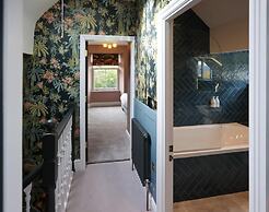 Fair Rigg by Cradel Haus