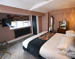 Fair Rigg by Cradel Haus