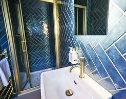 Fair Rigg by Cradel Haus