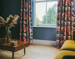 Fair Rigg by Cradel Haus