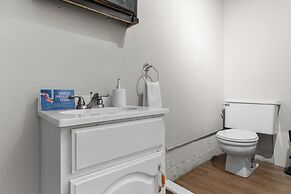 Beds on Broadmoor Two Units