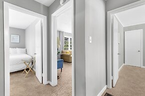 Beds on Broadmoor Two Units