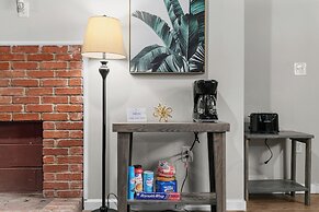 Beds on Broadmoor Two Units