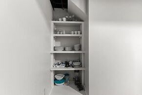 Beds on Broadmoor Two Units