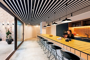 Colo Colo. The Smart Hostel Valencia