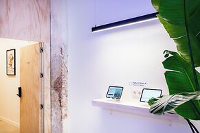 Colo Colo. The Smart Hostel Valencia