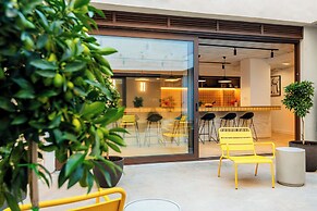 Colo Colo. The Smart Hostel Valencia