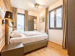 Chic Holiday Flat With Infinity Pool