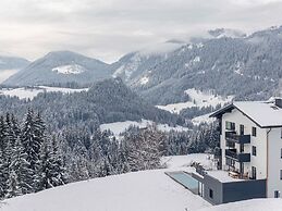 Nice Apartment With Infinity Pool