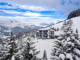 Nice Apartment With Infinity Pool