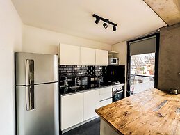 RentUp-En corazón de Palermo con balcon